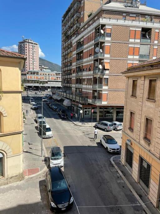 Appartamento Centralissimo Elegante تيرني المظهر الخارجي الصورة