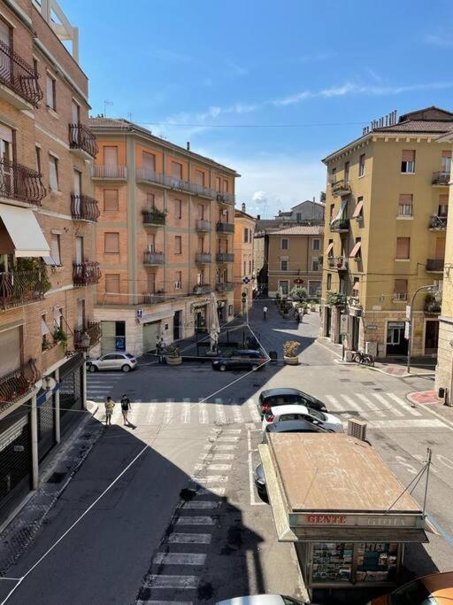 Appartamento Centralissimo Elegante تيرني المظهر الخارجي الصورة